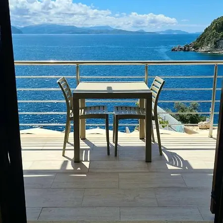 Amousso Villa *